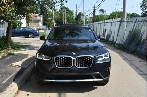 2024 BMW X4 xDrive30i