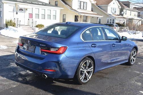 2024 BMW 330 xDrive