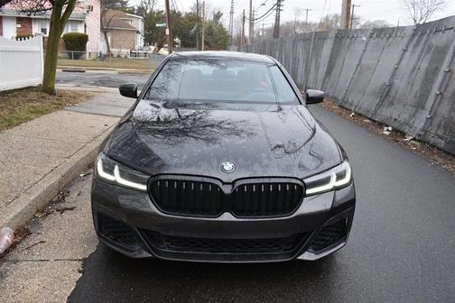 2022 BMW 540 i