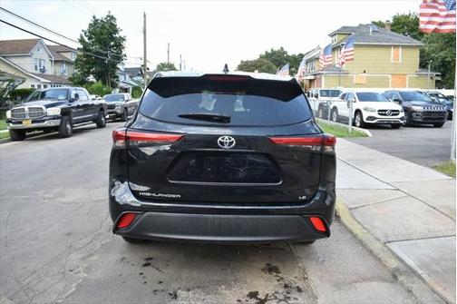 2023 Toyota Highlander L