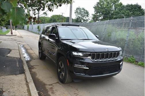 2023 Jeep Grand Cherokee 4xe Base