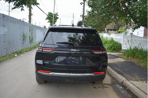 2023 Jeep Grand Cherokee 4xe Base