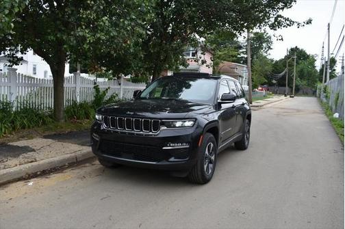2023 Jeep Grand Cherokee 4xe Base