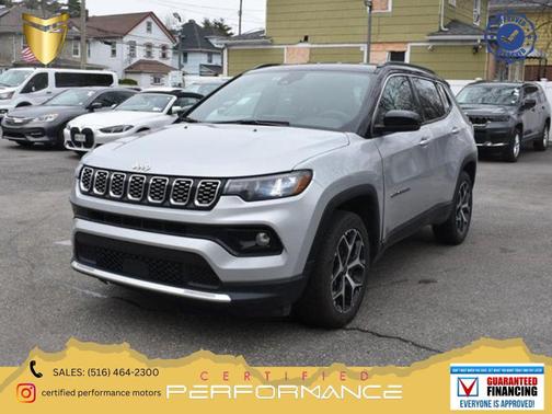 Silver Zynith Metallic Clearcoat 2025 Jeep Compass Trailhawk