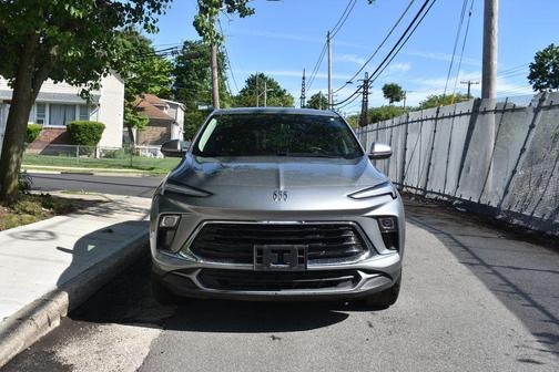 Moonstone Gray Metallic 2025 Buick Encore GX Preferred