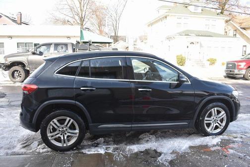 2022 Mercedes-Benz GLA 250 4MATIC
