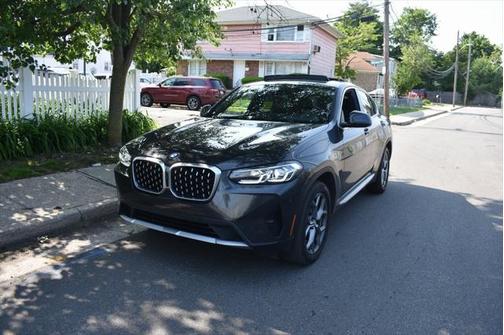 2024 BMW X4 xDrive30i