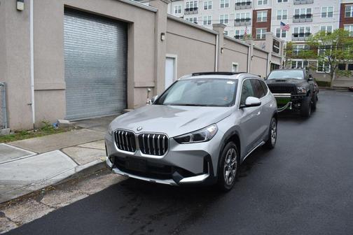 Space Silver Metallic 2025 BMW X1 xDrive28i