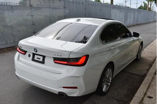 2024 BMW 330 i xDrive