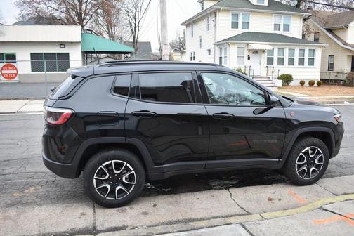 2024 Jeep Compass Trailhawk