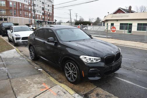 2021 BMW X4 xDrive30i