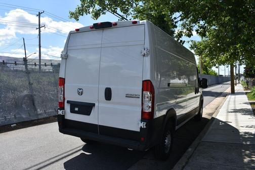 Bright White Clearcoat 2026 RAM ProMaster 2500 Tradesman