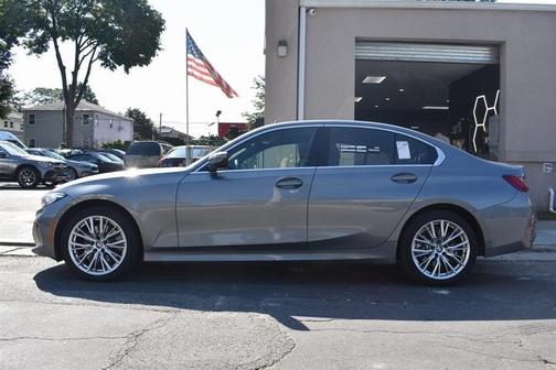 2025 BMW 330 xDrive