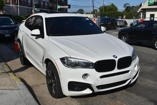 2018 BMW X6 xDrive50i