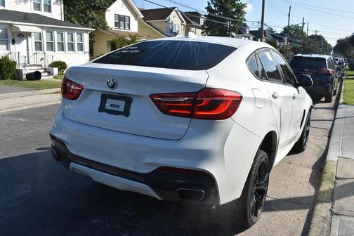 2018 BMW X6 xDrive50i