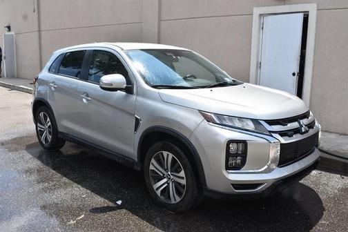 2023 Mitsubishi Outlander Sport SE