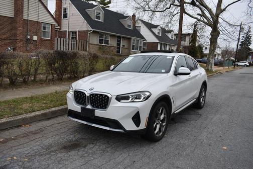 2024 BMW X4 xDrive30i