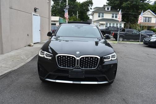 2023 BMW X4 xDrive30i