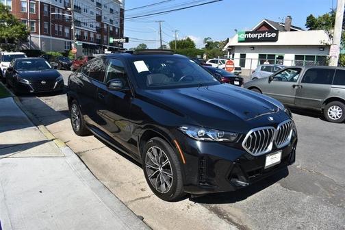 2025 BMW X6 xDrive40i