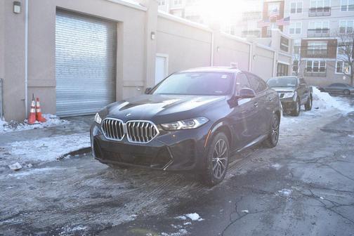 2025 BMW X6 xDrive40i