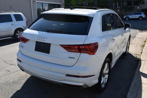 2022 Audi Q3 40 Premium Plus