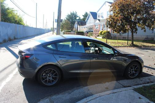 Midnight Silver Metallic 2023 Tesla Model 3 Base