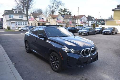 Black Sapphire Metallic 2025 BMW X6 xDrive40i