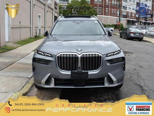 Skyscraper Gray Metallic 2025 BMW X7 xDrive40i