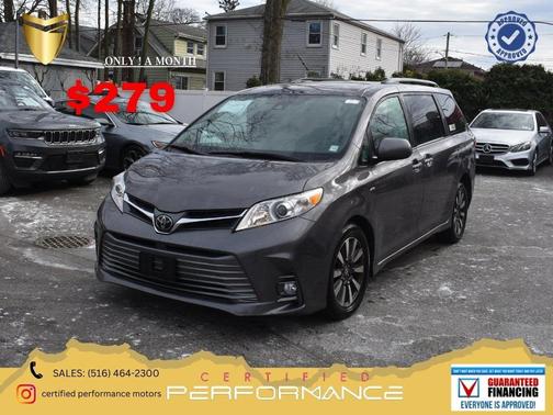2019 Toyota Sienna XLE