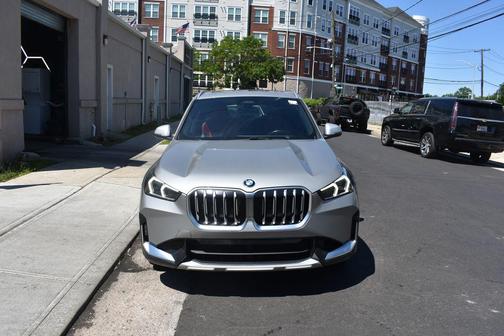 Space Silver Metallic 2024 BMW X1 xDrive28i