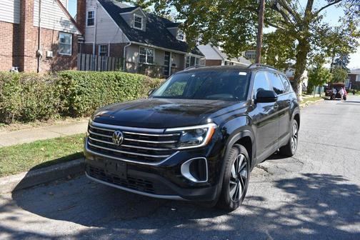 2024 Volkswagen Atlas 2.0T SE w/Technology 4MOTION