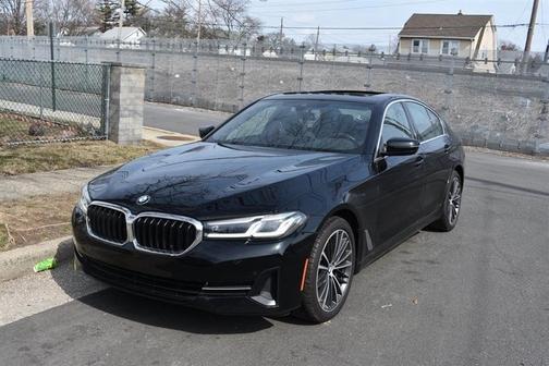 Black Sapphire Metallic 2021 BMW 530 xDrive