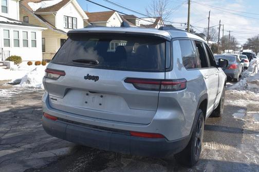 2024 Jeep Grand Cherokee L Altitude