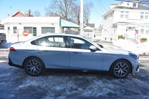 2024 BMW i5 eDrive40