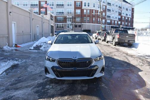 2024 BMW i5 eDrive40