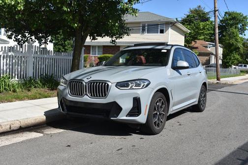 Brooklyn Gray Metallic 2024 BMW X3 xDrive30i