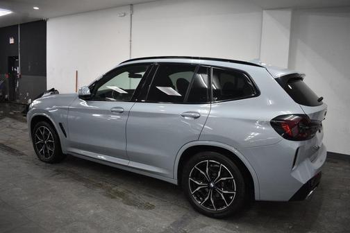 Brooklyn Gray Metallic 2024 BMW X3 xDrive30i