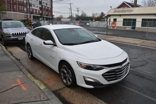2024 Chevrolet Malibu FWD 1LT
