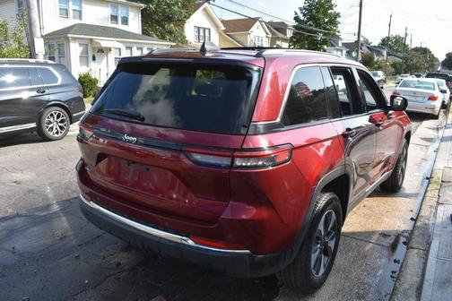 2023 Jeep Grand Cherokee 4xe Base