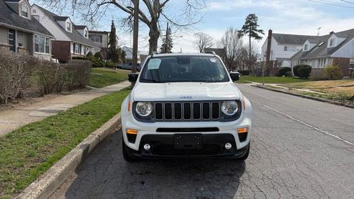 Alpine White Clearcoat 2023 Jeep Renegade Limited