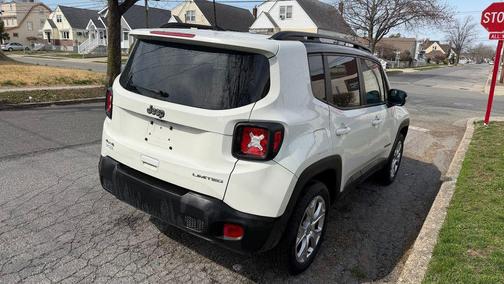 Alpine White Clearcoat 2023 Jeep Renegade Limited