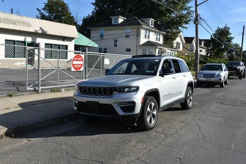 2023 Jeep Grand Cherokee 4xe Base