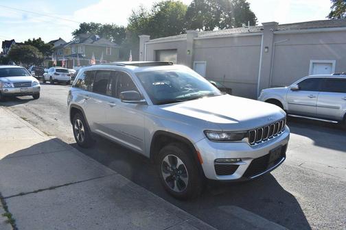2023 Jeep Grand Cherokee 4xe Base