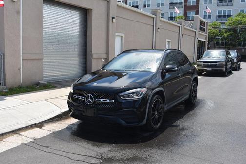 Night Black 2022 Mercedes-Benz GLA 250 4MATIC