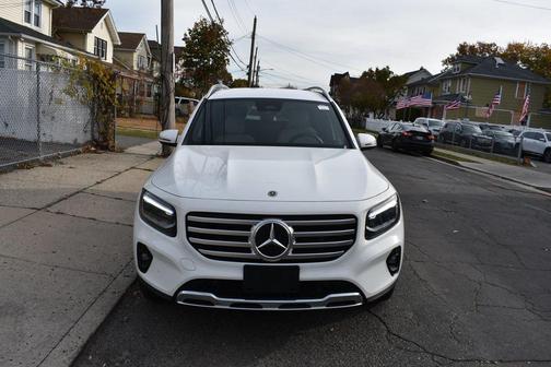 2025 Mercedes-Benz GLB 250 4MATIC