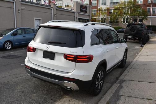 2025 Mercedes-Benz GLB 250 4MATIC