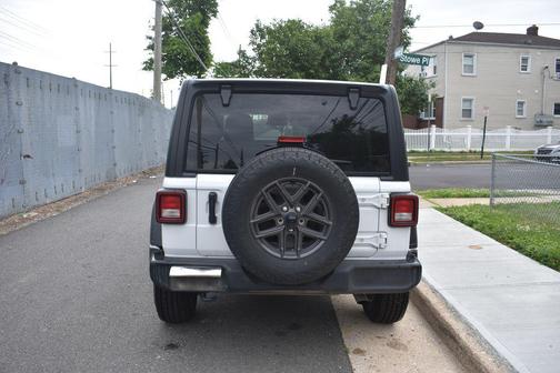 Bright White Clearcoat 2025 Jeep Wrangler Sport S