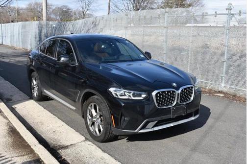 2022 BMW X4 xDrive30i