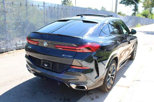 Carbon Black Metallic 2025 BMW X6 xDrive40i