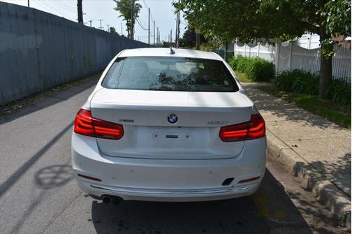 2017 BMW 330 xDrive